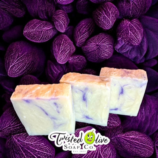 "NG Deliciousl-ly"-Green Apple & Floral Musk Artisan Soap